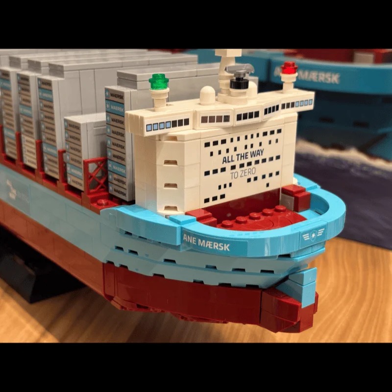 New 2026 Dual-Fuel Container V - đánh giá và giá Model Kit Manual